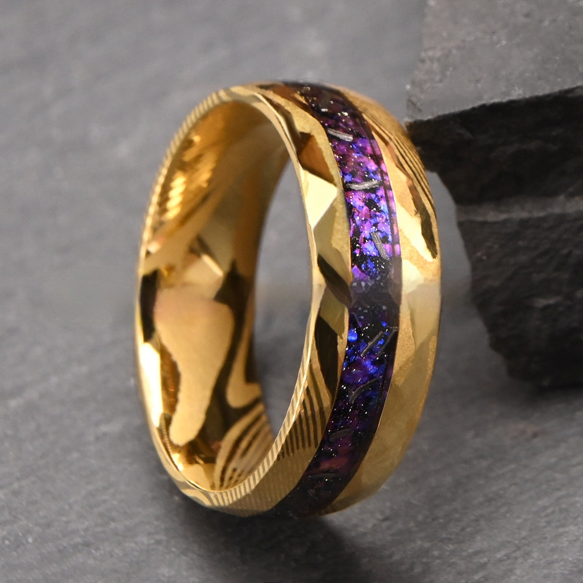 Le Damas Royal Gold — Bague en Acier de Damas Plaqué Or